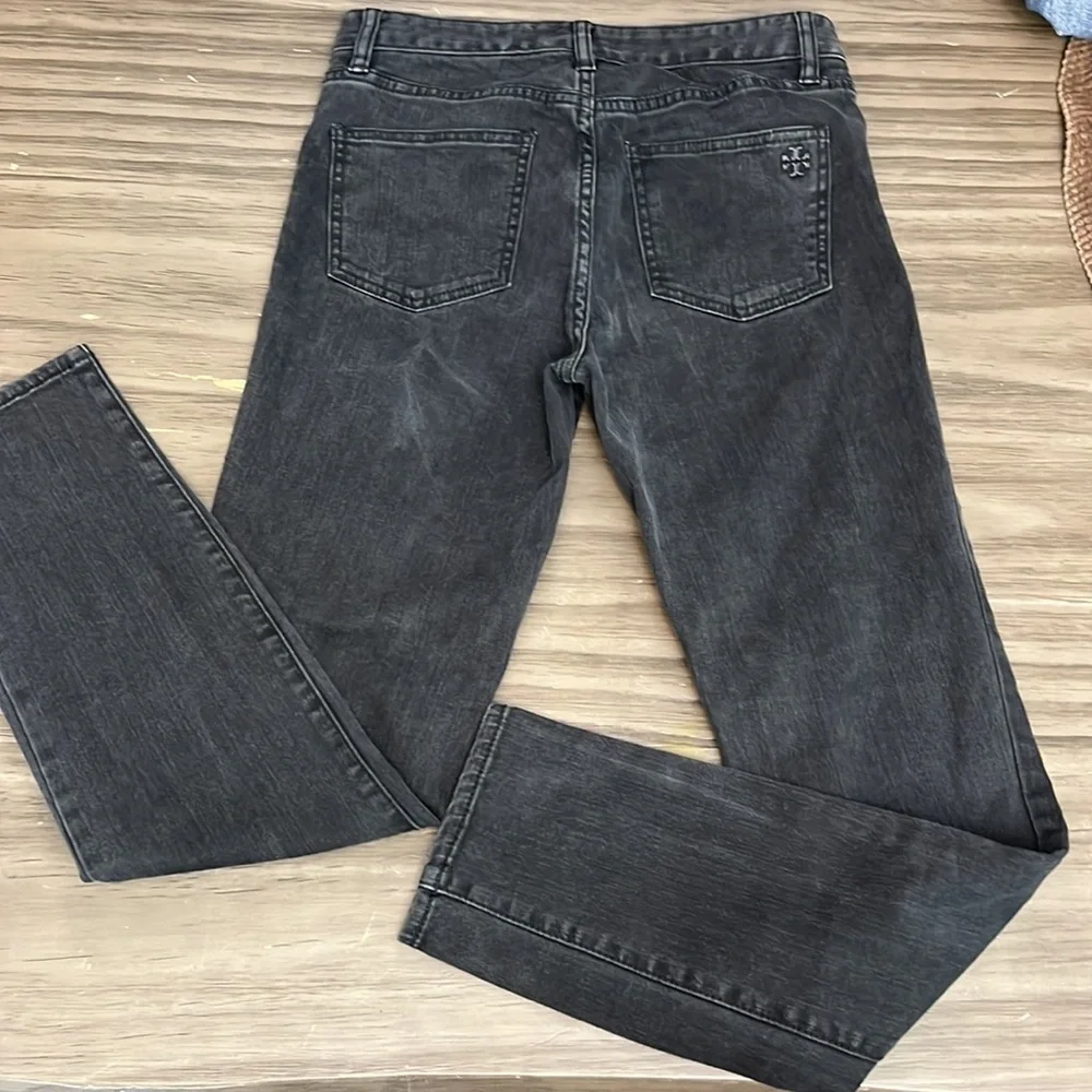 TORY BURCH BLACK STRAIGHT LEG JEANS SIZE 29